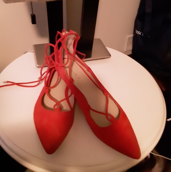 Calvin Klein Shoes - Calvin Klein Suede Lace Up Flats Size 8